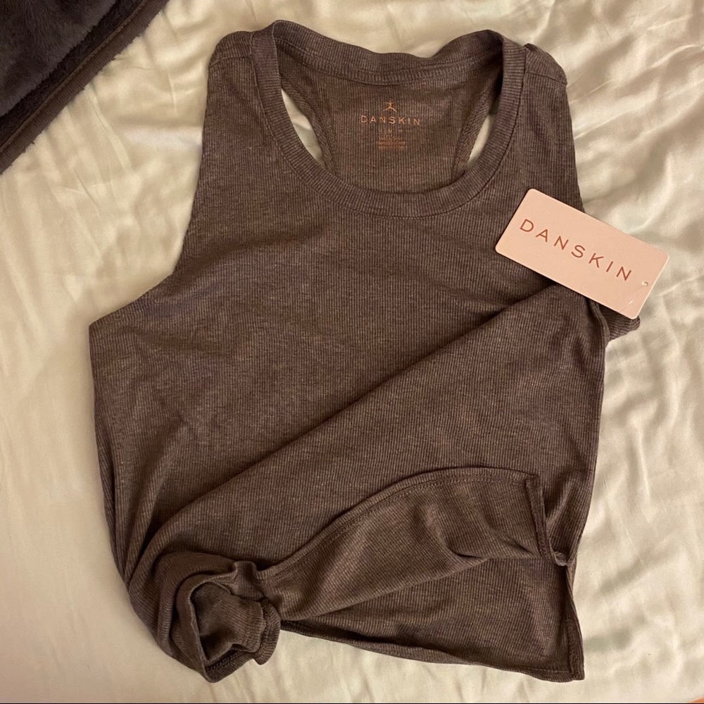 NWT ! Danskin Ribbed yoga tank top super soft